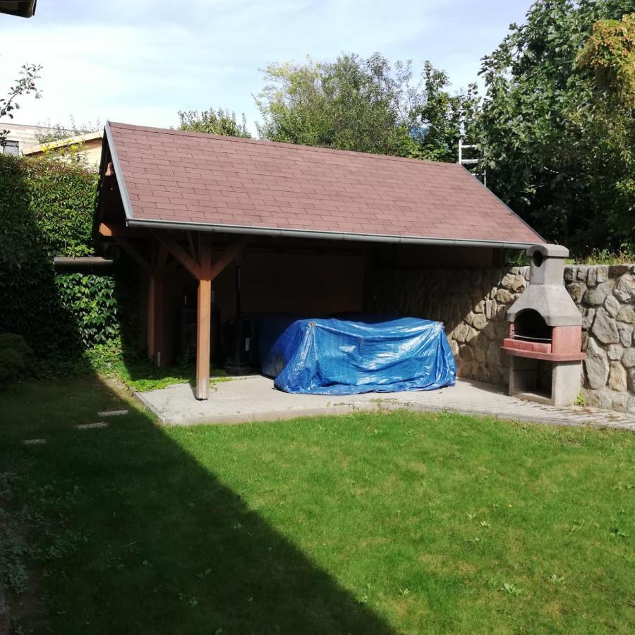 Hotel Rezident Consult S.R.O. Pressburg Exterior foto