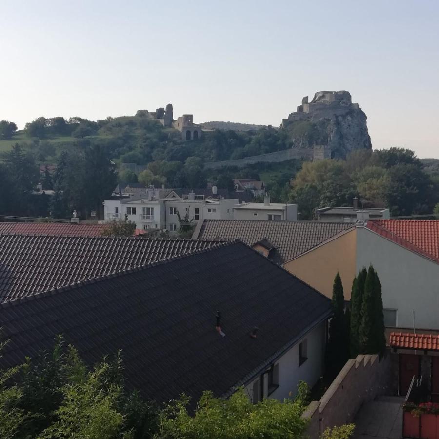 Hotel Rezident Consult S.R.O. Pressburg Exterior foto